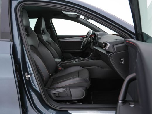 Seat Leon Sportstourer 1.4 e-Hybrid VZ Adrenaline (INCL-BTW) Aut. *FULL-LED | DIGI-COCKPIT | ADAPTIVE-CRUISE | 1/2-LEATH... ActivLease financial lease