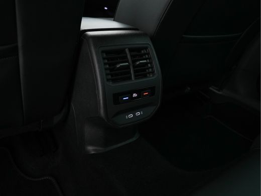 Seat Leon Sportstourer 1.4 e-Hybrid VZ Adrenaline (INCL-BTW) Aut. *FULL-LED | DIGI-COCKPIT | ADAPTIVE-CRUISE | 1/2-LEATH... ActivLease financial lease