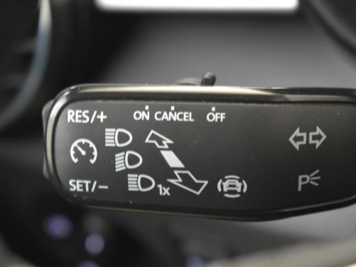 Skoda Fabia 1.0 MPI Ambition 81pk | Navi via app | Cruise control | App connect | Privacy glass | Led koplamp... ActivLease financial lease