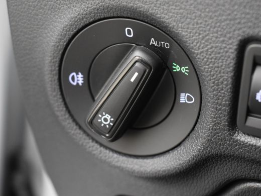 Skoda Fabia 1.0 MPI Ambition 81pk | Navi via app | Cruise control | App connect | Privacy glass | Led koplamp... ActivLease financial lease