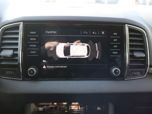 Skoda Karoq 1.0 TSI Ambition NAVI TREKHAAK CAMERA ActivLease financial lease
