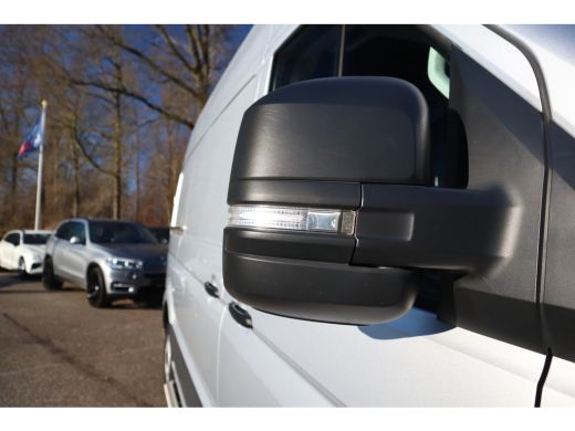 Volkswagen Crafter 30 2.0 TDI L3H3 Highline Apple Carplay, Cruise, Trekhaak, Airco ActivLease financial lease