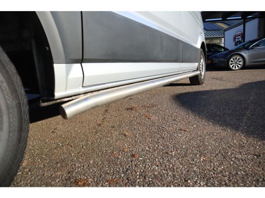 Volkswagen Crafter 30 2.0 TDI L3H3 Highline Apple Carplay, Cruise, Trekhaak, Airco ActivLease financial lease