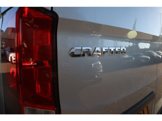 Volkswagen Crafter 30 2.0 TDI L3H3 Highline Apple Carplay, Cruise, Trekhaak, Airco ActivLease financial lease