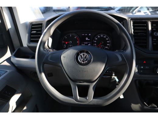 Volkswagen Crafter 30 2.0 TDI L3H3 Highline Apple Carplay, Cruise, Trekhaak, Airco ActivLease financial lease