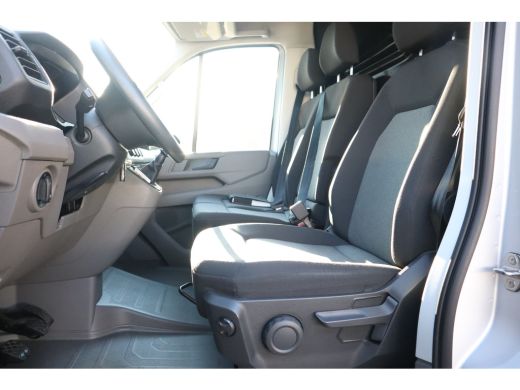 Volkswagen Crafter 30 2.0 TDI L3H3 Highline Apple Carplay, Cruise, Trekhaak, Airco ActivLease financial lease