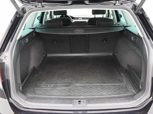 Volkswagen Passat Variant 1.5 TSi 150 Pk Automaat Business | Navigatie | Camera | Adaptive Cruise | 16 Inch | Stoel... ActivLease financial lease
