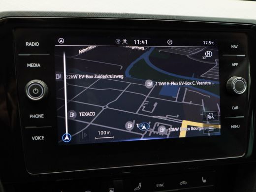 Volkswagen Passat Variant 1.5 TSi 150 Pk Automaat Business | Navigatie | Camera | Adaptive Cruise | 16 Inch | Stoel... ActivLease financial lease