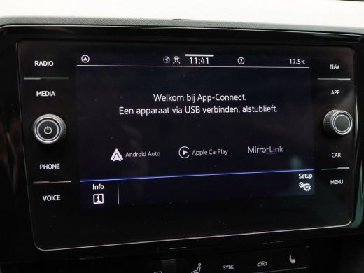 Volkswagen Passat Variant 1.5 TSi 150 Pk Automaat Business | Navigatie | Camera | Adaptive Cruise | 16 Inch | Stoel... ActivLease financial lease