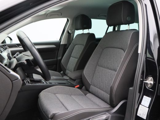 Volkswagen Passat Variant 1.5 TSi 150 Pk Automaat Business | Navigatie | Camera | Adaptive Cruise | 16 Inch | Stoel... ActivLease financial lease