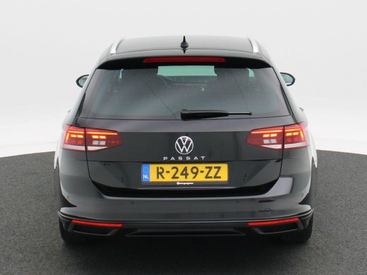 Volkswagen Passat Variant 1.5 TSi 150 Pk Automaat Business | Navigatie | Camera | Adaptive Cruise | 16 Inch | Stoel... ActivLease financial lease