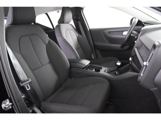 Volvo  XC40 1.5 T2 Momentum *1ste Eigenaar*Navigatie*DAB*Camera* ActivLease financial lease