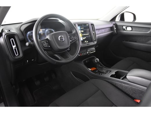 Volvo  XC40 1.5 T2 Momentum *1ste Eigenaar*Navigatie*DAB*Camera* ActivLease financial lease