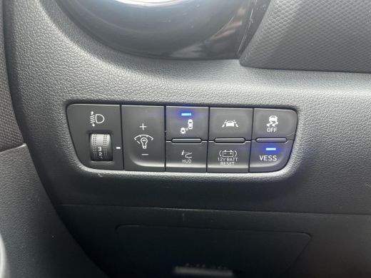 Hyundai KONA 1.6 GDI HEV Fashion | Trekhaak | All-season banden | Navigatie | ActivLease financial lease