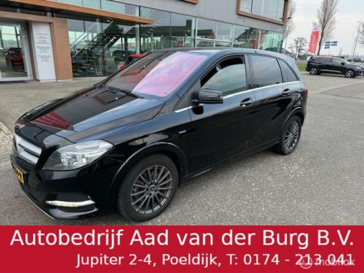 Mercedes B-Klasse 250 e Business Solution Automaat , Hoge instap , Navigatie , Camera achter , Parkeerhulp Voor & A... Mercedes B-Klasse 250 e Business Solution Automaat , Hoge instap , Navigatie , Camera achter , Parkeerhulp Voor & A...