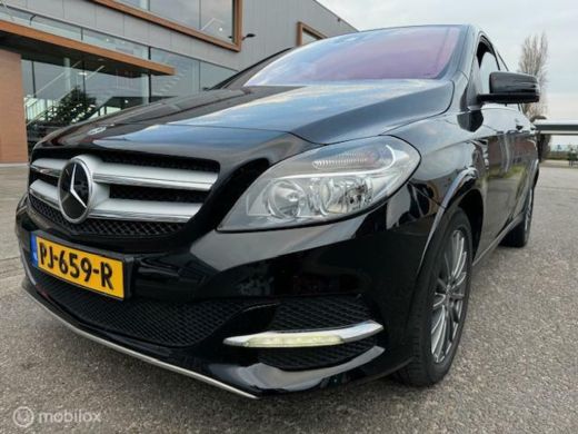 Mercedes B-Klasse 250 e Business Solution Automaat , Hoge instap , Navigatie , Camera achter , Parkeerhulp Voor & A... ActivLease financial lease