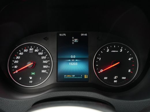 Mercedes Sprinter 319CDI L2H2 DC Navigatie Trekhaak Camera Stoelverwarming ActivLease financial lease