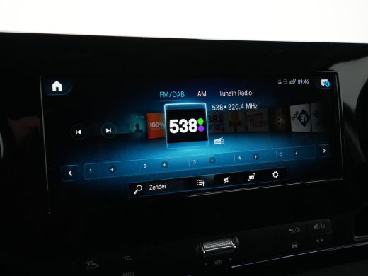 Mercedes-Benz Sprinter 319CDI L2H2 DC Navigatie Trekhaak Camera Stoelverwarming ActivLease financial lease