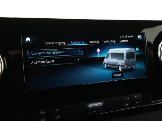 Mercedes Sprinter 319CDI L2H2 DC Navigatie Trekhaak Camera Stoelverwarming ActivLease financial lease