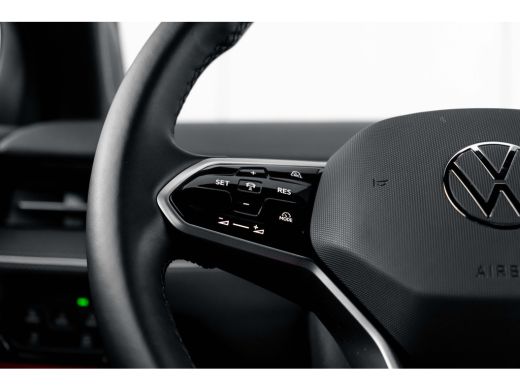 Volkswagen ID.7 Tourer Pro Business 77 kWh | Trekhaak | Warmte pomp ActivLease financial lease
