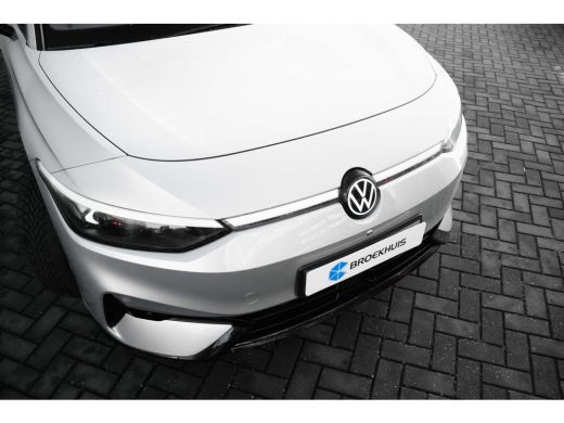 Volkswagen ID.7 Tourer Pro Business 77 kWh | Trekhaak | Warmte pomp ActivLease financial lease