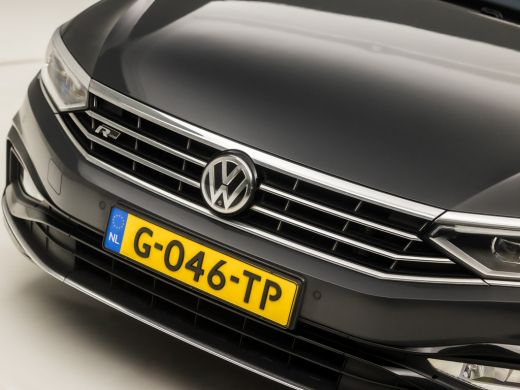 Volkswagen Passat Variant 1.5 TSI R-Line Sport 150Pk Automaat (FACELIFT, PANORAMADAK, APPLE CARPLAY, DIGITAL COCKPI... ActivLease financial lease