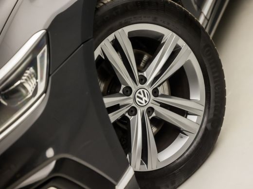 Volkswagen Passat Variant 1.5 TSI R-Line Sport 150Pk Automaat (FACELIFT, PANORAMADAK, APPLE CARPLAY, DIGITAL COCKPI... ActivLease financial lease