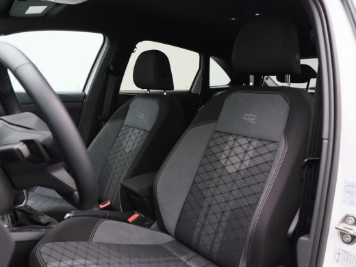 Volkswagen Taigo 1.5 TSi 150 Pk Automaat R-Line Edition | Full LED | Navigatie | Adaptive Cruise | 18 Inch | Camer... ActivLease financial lease