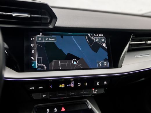 Audi A3 Sportback 30 TFSI Sport Automaat (APPLE CARPLAY, GROOT NAVI, SFEERVERLICHTING, ADAPTIVE CRUISE, S... ActivLease financial lease