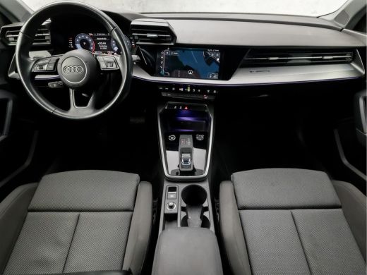 Audi A3 Sportback 30 TFSI Sport Automaat (APPLE CARPLAY, GROOT NAVI, SFEERVERLICHTING, ADAPTIVE CRUISE, S... ActivLease financial lease