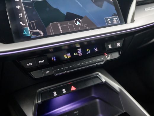 Audi A3 Sportback 30 TFSI Sport Automaat (APPLE CARPLAY, GROOT NAVI, SFEERVERLICHTING, ADAPTIVE CRUISE, S... ActivLease financial lease