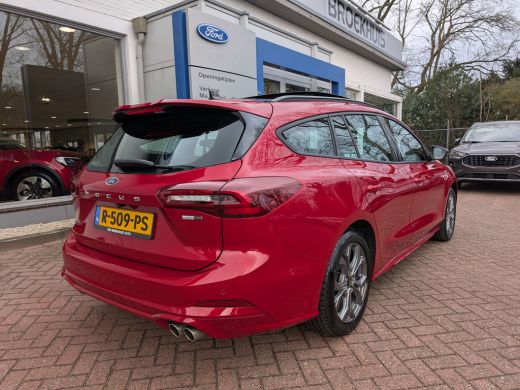 Ford FOCUS Wagon 1.0 EcoBoost Hybrid ST Line Style | Winterpack | Panoramadak | Camera | Adap. Cruise ActivLease financial lease