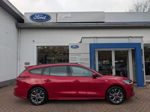 Ford FOCUS Wagon 1.0 EcoBoost Hybrid ST Line Style | Winterpack | Panoramadak | Camera | Adap. Cruise ActivLease financial lease
