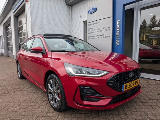 Ford FOCUS Wagon 1.0 EcoBoost Hybrid ST Line Style | Winterpack | Panoramadak | Camera | Adap. Cruise ActivLease financial lease