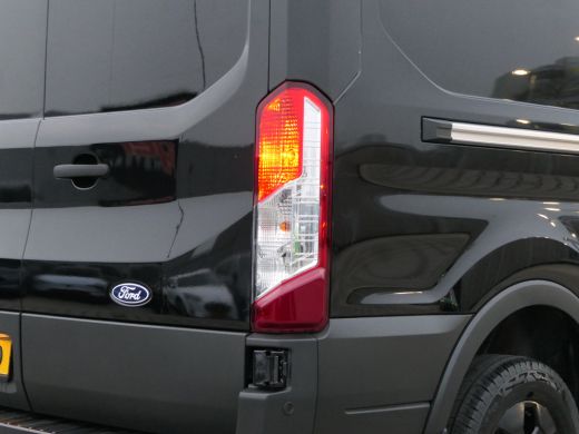 Ford Transit 350 2.0 TDCI L3H2 Limited | 2800KG Trekgewicht! | Dubbele Schuifdeur! | Bi-Xenon | 360 Camera | B... ActivLease financial lease