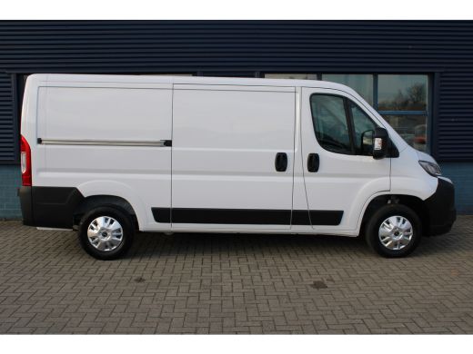 Opel Movano Opel L2H1 2.2D 120 PK | BETIMMERING LAADRUIMTE | TREKHAAK | FULL LED KOPLAMPEN | CAMERA | DIGITAL... ActivLease financial lease