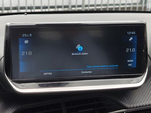 Peugeot 208 1.2 PureTech Allure Pack | Achterbank in delen neerklapbaar | Airco | Apple Carplay/Android Auto|... ActivLease financial lease