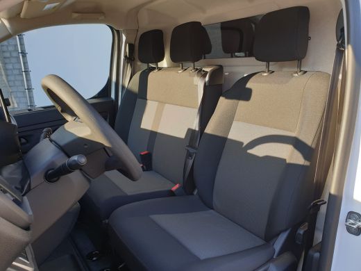 Peugeot Expert 2.0 BlueHDi 145 L2 | 2 zitplaatsen rechtsvoor | Airco | Cruise control ActivLease financial lease