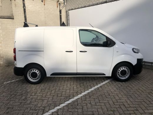 Peugeot Expert 226C 1.6 BlueHDI 95 Premium | 2 zitplaatsen rechtsvoor | Bestuurdersstoel in hoogte verstelbaar |... ActivLease financial lease
