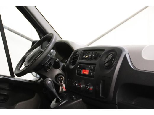 Renault Master Renault Master 2.3 dCi AUTOMAAT LOWLINER VERKOOPWAGEN Lange Versie ActivLease financial lease