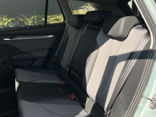 Skoda Enyaq 60 Selection | Business Upgrade pakket | 20" lichtmetalen velgen | ActivLease financial lease