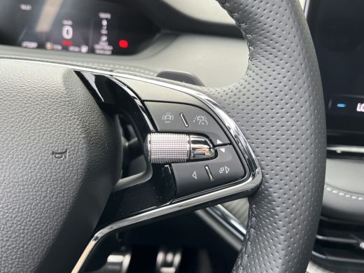 Skoda Enyaq Sportline 180 pk | 21 inch | Panorama | Upgrade pakket | ActivLease financial lease