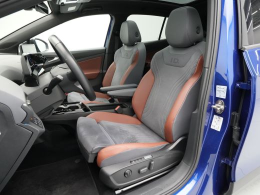 Volkswagen ID.4 Max 77 kWh Panorama Trekhaak Side Assist iQ Light 341 ActivLease financial lease