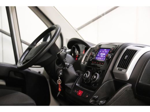 Fiat Ducato 2.3 BAKWAGEN MEUBELBAK 1000KG Laadvermogen ActivLease financial lease