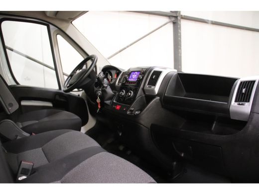 Fiat Ducato 2.3 BAKWAGEN MEUBELBAK 1000KG Laadvermogen ActivLease financial lease
