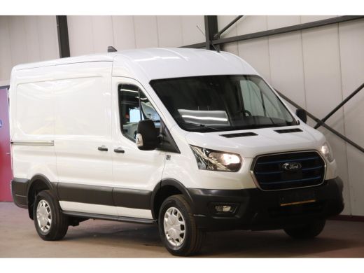 Ford E-Transit 350 L2H2 Trend 68 kWh ELEKTRISCH NAVIGATIESYSTEEM ActivLease financial lease