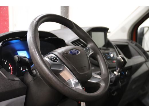 Ford Transit met nieuwe NIEUWE MOTOR OPEN LAADBAK DUBBELLUCHT TREKHAAK 2800KG ActivLease financial lease