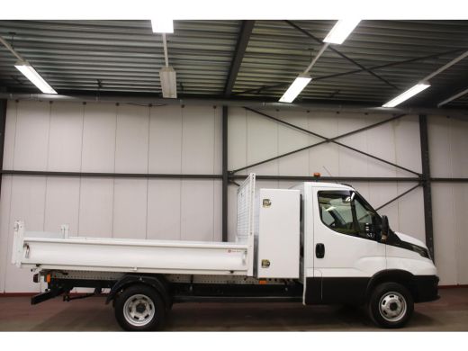 Iveco Daily 35C14 2.3 KIPPER MET 3500 KG TREKVERMOGEN Iveco 35C14 2.3 KIPPER MET 3500 KG TREKVERMOGEN ActivLease financial lease