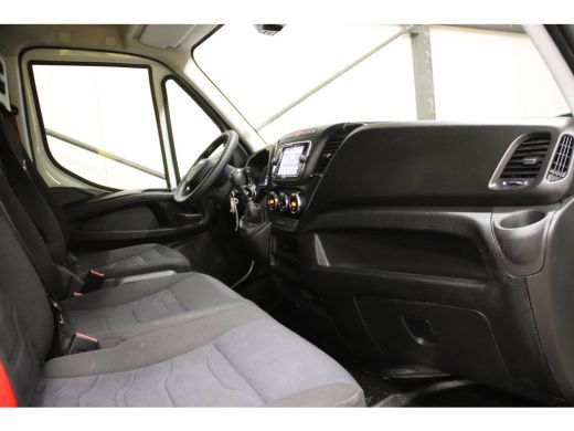 Iveco Daily 35C16 2.3 BAKWAGEN MEUBELBAK LAADKLEP ZIJDEUR ActivLease financial lease