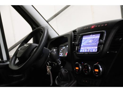 Iveco Daily 35C16 2.3 BAKWAGEN MEUBELBAK LAADKLEP ZIJDEUR ActivLease financial lease